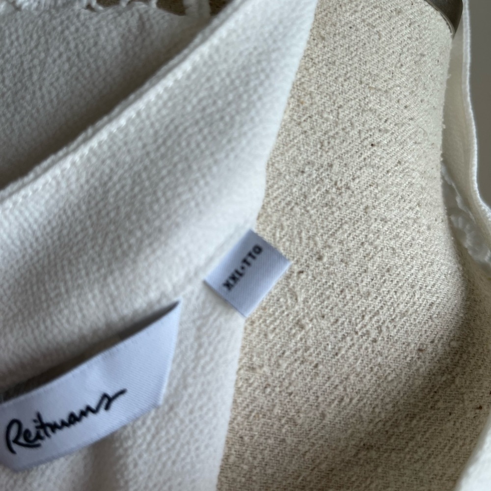 Reitmans Top - Picture 7 of 7